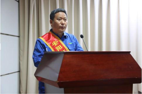 榮譽(yù)雙雙來襲！安彩兩人一集體榮獲安陽市五一勞動(dòng)獎(jiǎng)?wù)潞凸と讼蠕h號(hào)